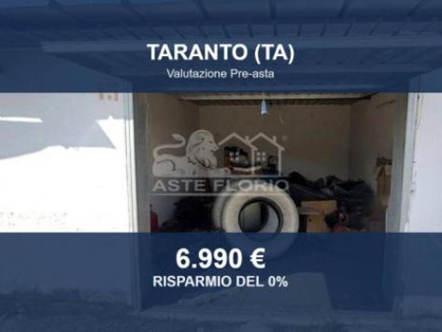Immobile in asta di 90 m in vendita a Taranto