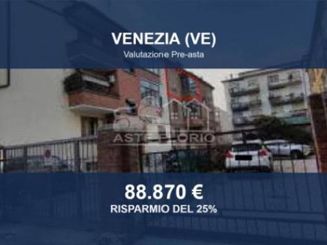 Immobile in asta di 91 m con più di 5 locali in vendita a Venezia