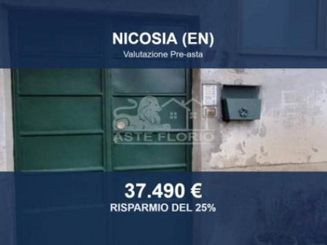 Immobile in asta di 91 m in vendita a Nicosia