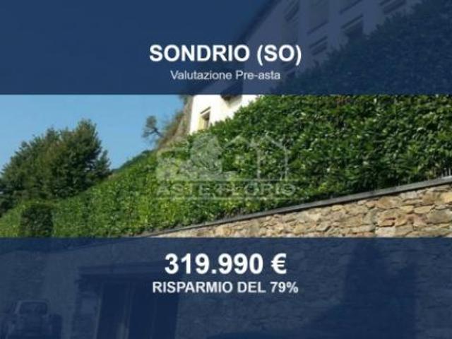 Immobile in asta di 923 m con più di 5 locali e box auto in vendita a Sondrio