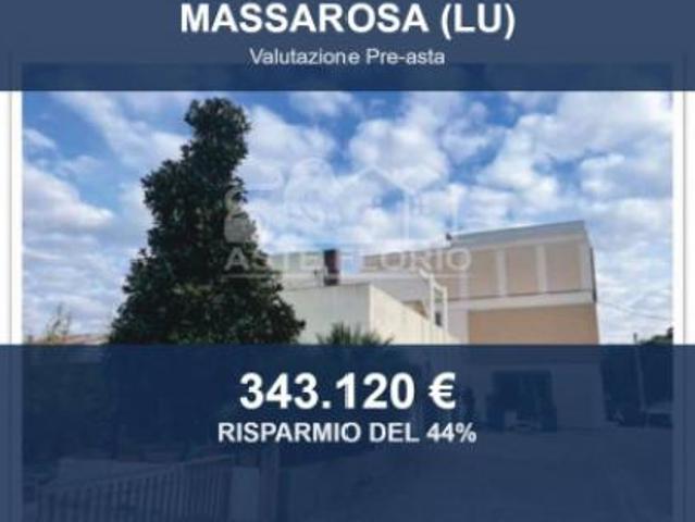 Immobile in asta di 925 m in vendita a Massarosa
