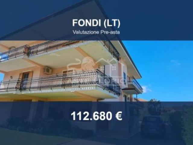 Immobile in asta di 92 m, box auto in vendita a Fondi