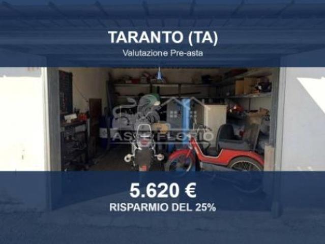Immobile in asta di 92 m in vendita a Taranto