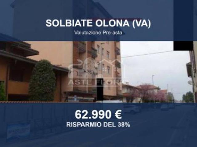Immobile in asta di 93 m, box auto in vendita a Solbiate Olona