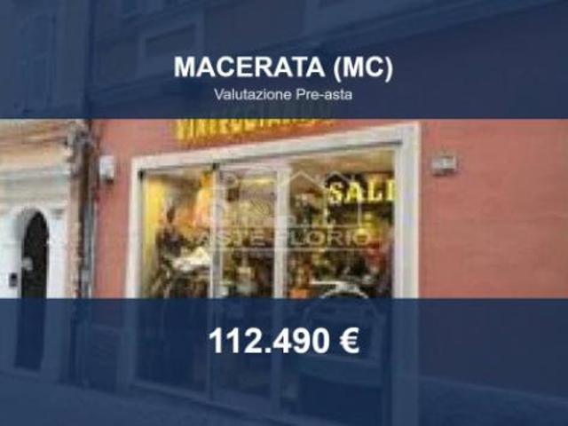 Immobile in asta di 93 m in vendita a Macerata