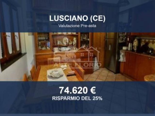 Immobile in asta di 93 m in vendita a Lusciano
