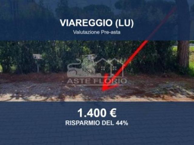 Immobile in asta di 9 m in vendita a Viareggio