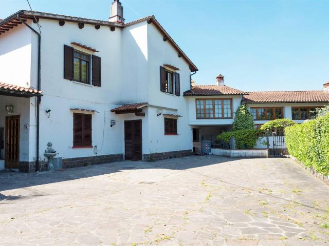 Immobile residenziale in vendita a Campi Bisenzio