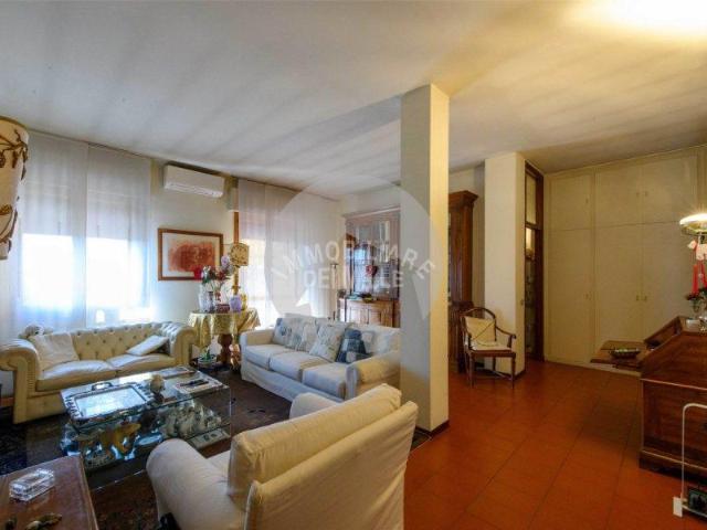 Immobile residenziale in vendita a Reggio Emilia