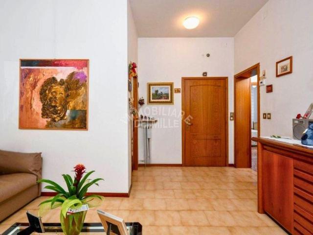 Immobile residenziale in vendita a Reggio Emilia