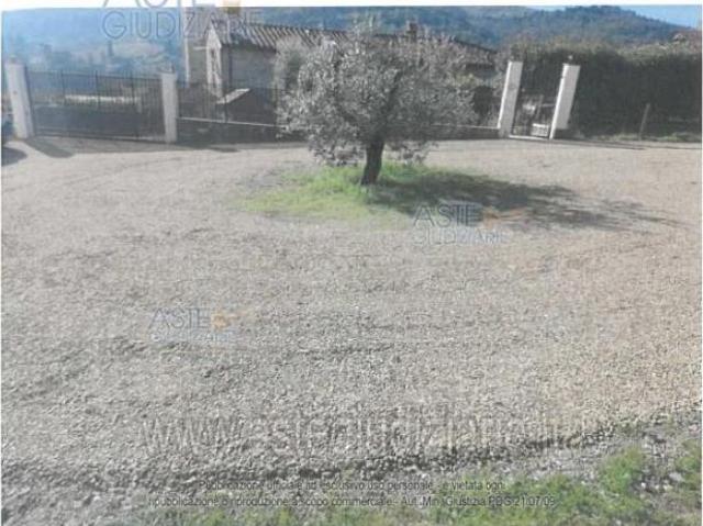 IMMOBILI ALTRA CATEGORIA loc. Comeana, via Mortelle 7
