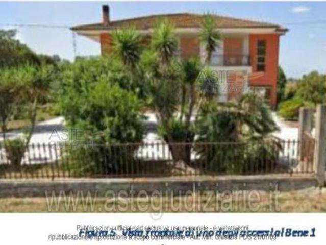 IMMOBILI ALTRA CATEGORIA Viale delle Industrie, 04100 Latina Scalo LT, Italia