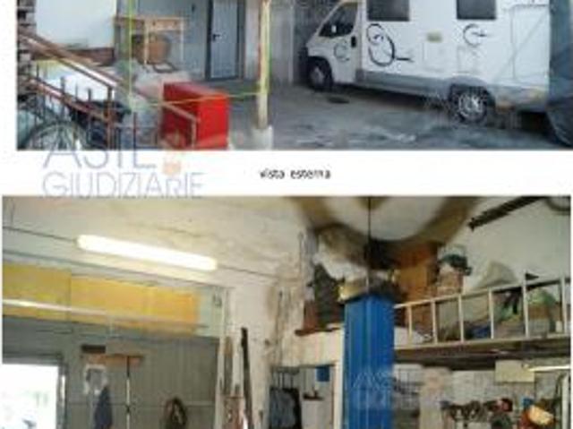 IMMOBILI IMMOBILE COMMERCIALE Via Bruno Buozzi, 60131 Ancona AN, Italia