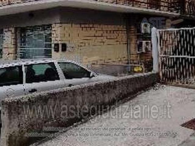 IMMOBILI IMMOBILE COMMERCIALE Via Garibaldi, 33, 06025 Nocera Umbra PG, Italia
