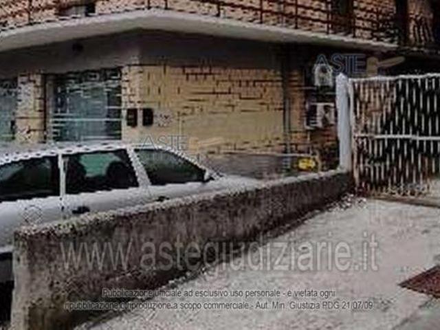 IMMOBILI IMMOBILE COMMERCIALE Via Garibaldi, 33, 06025 Nocera Umbra PG, Italia