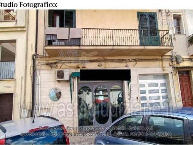 IMMOBILI IMMOBILE COMMERCIALE Via Generale Cascino, 4, 97019 Vittoria RG, Italia