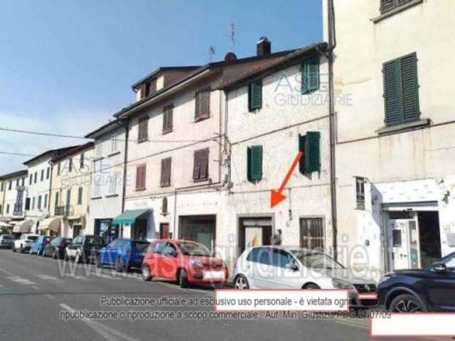 IMMOBILI IMMOBILE COMMERCIALE Via degli Alberghi, 44, 51017 Pescia PT, Italia