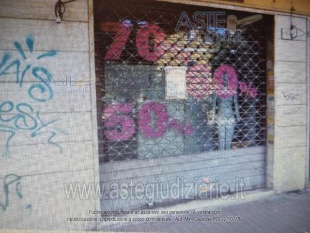 IMMOBILI IMMOBILE COMMERCIALE Via Orazio 51