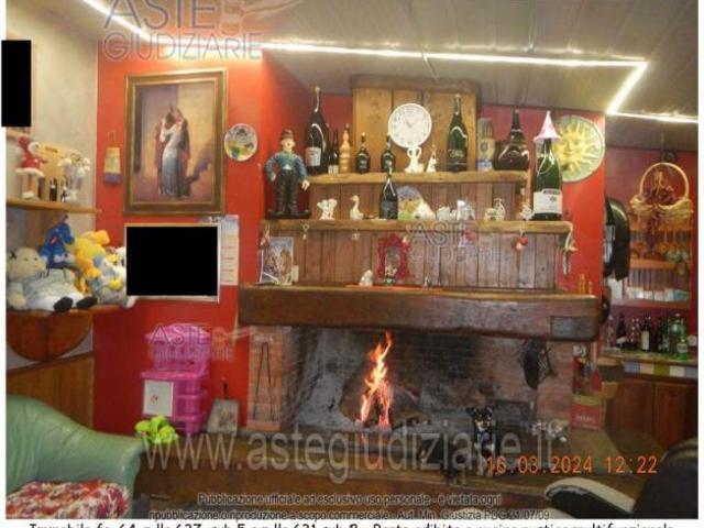 IMMOBILI IMMOBILE COMMERCIALE via S. Zaccaria, 84022 Campagna SA, Italia