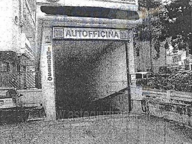 IMMOBILI IMMOBILE COMMERCIALE Via Padre Primaldo Coco, 11, 74121 Taranto TA, Italia