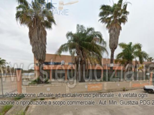 IMMOBILI IMMOBILE COMMERCIALE Zona Industriale P.I.P
