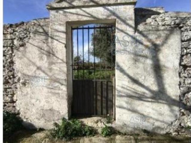 IMMOBILI IMMOBILE COMMERCIALE Contrada Vallenza