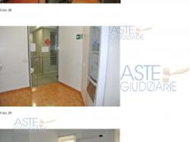 IMMOBILI IMMOBILE COMMERCIALE Corso Trento e Trieste, 35, 66034 Lanciano CH, Italia