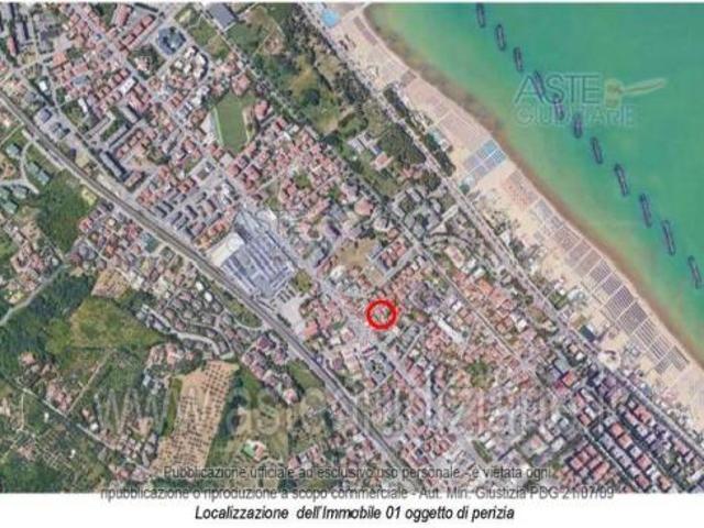 IMMOBILI IMMOBILE COMMERCIALE Via Adriatica Nord, 230 localit Santa Filomena