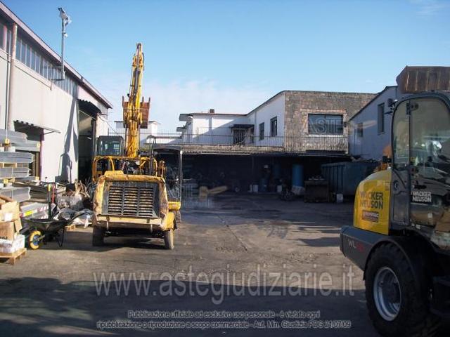 IMMOBILI IMMOBILE INDUSTRIALE Via Ischia, 2, 80026 Casoria NA, Italia
