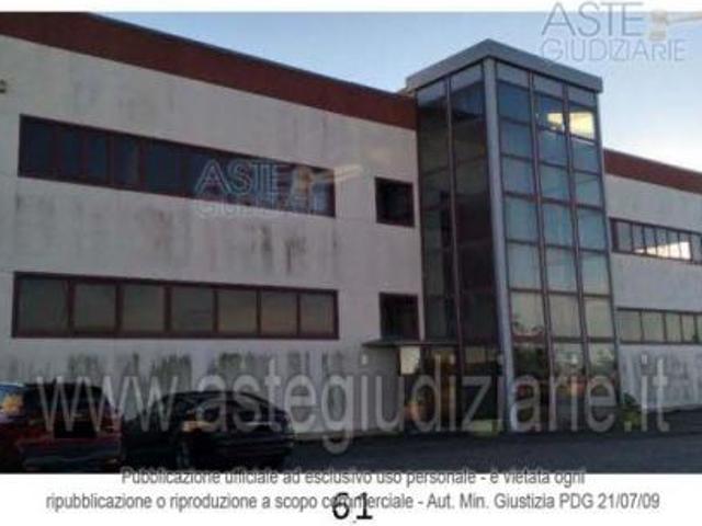 IMMOBILI IMMOBILE INDUSTRIALE Zona Industriale Punta Penna, SS 16 Nord, Via Pennaluce, 66054 Vasto CH, Italia
