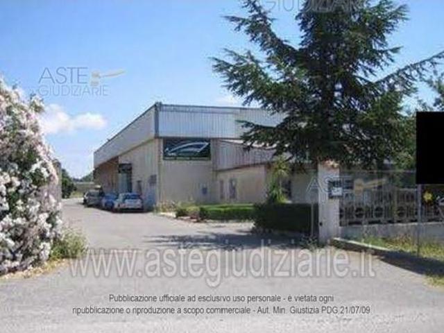 IMMOBILI IMMOBILE INDUSTRIALE Loc. Bonu Trau