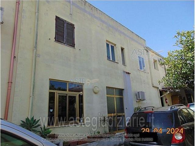 IMMOBILI IMMOBILE RESIDENZIALE Corso A.Gramsci, 2, 09012 Capoterra CA, Italia