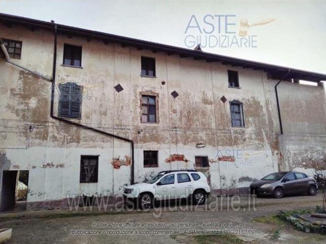 IMMOBILI IMMOBILE RESIDENZIALE Cascina Momassone snc