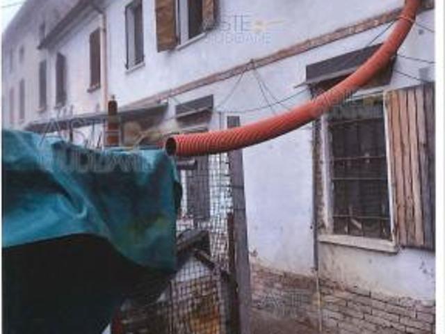 IMMOBILI IMMOBILE RESIDENZIALE Strada Argine Secchia 21