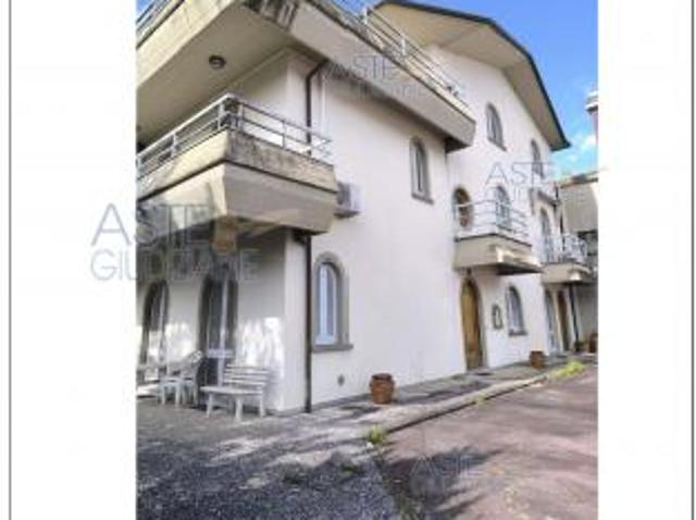 IMMOBILI IMMOBILE RESIDENZIALE Piazza Giovanni Giolitti n. 227