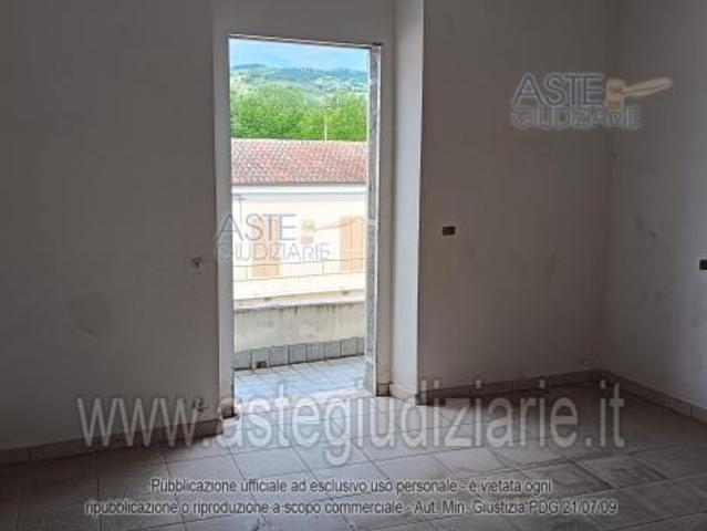 IMMOBILI IMMOBILE RESIDENZIALE V. Tiburtina Valeria, 3, 65020 Bolognano PE, Italia