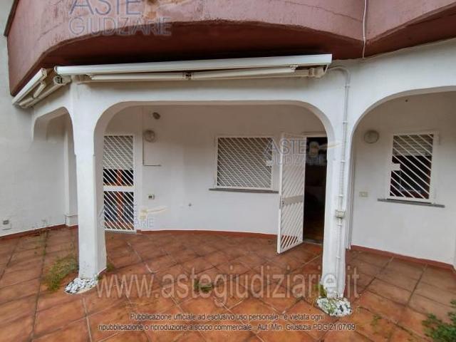 IMMOBILI IMMOBILE RESIDENZIALE Vernacce, Via Milano, 1