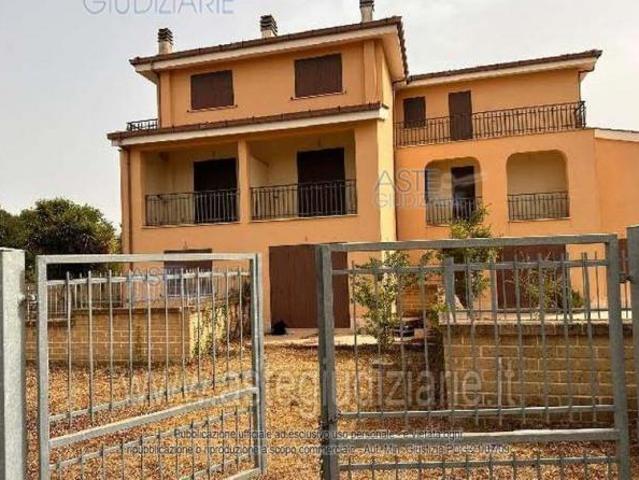 IMMOBILI IMMOBILE RESIDENZIALE Via Montagnano, 54, 00040 Tor di Bruno RM, Italia