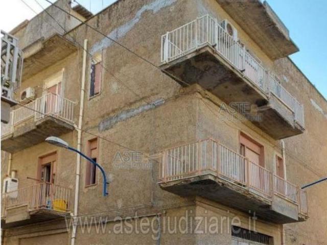 IMMOBILI IMMOBILE RESIDENZIALE Via Napoleone Colajanni, 6