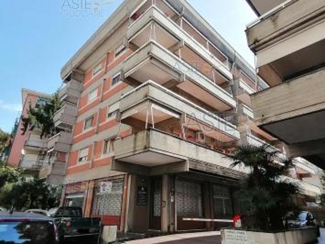 IMMOBILI IMMOBILE RESIDENZIALE Via Nino Bixio, 10/2