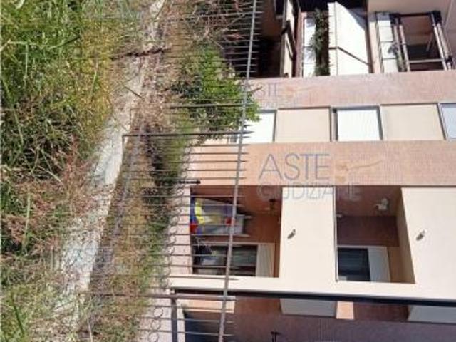 IMMOBILI IMMOBILE RESIDENZIALE Via Notturno, 5, 65129 Pescara PE, Italia