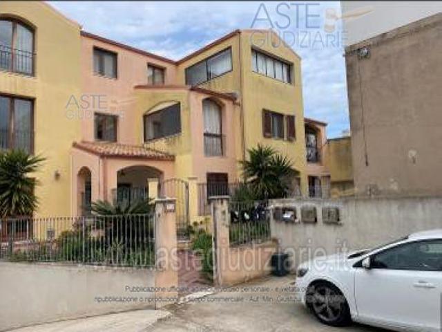 IMMOBILI IMMOBILE RESIDENZIALE Via Oristano, 21, 09017 Sant'Antioco SU, Italia