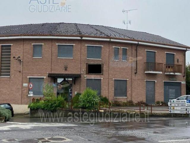 IMMOBILI IMMOBILE RESIDENZIALE Via asti n. 1