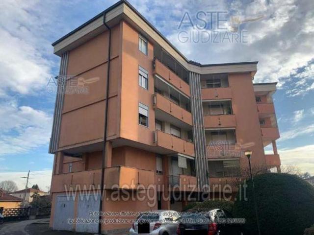 IMMOBILI IMMOBILE RESIDENZIALE Via Belgio, 14, 28922 Pallanza VB, Italia