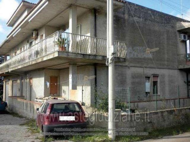 IMMOBILI IMMOBILE RESIDENZIALE Via C.le Caitina II Traversa 9