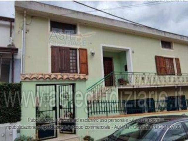 IMMOBILI IMMOBILE RESIDENZIALE Via Caduti in Guerra, 11