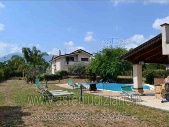 IMMOBILI IMMOBILE RESIDENZIALE Via Cammarelle