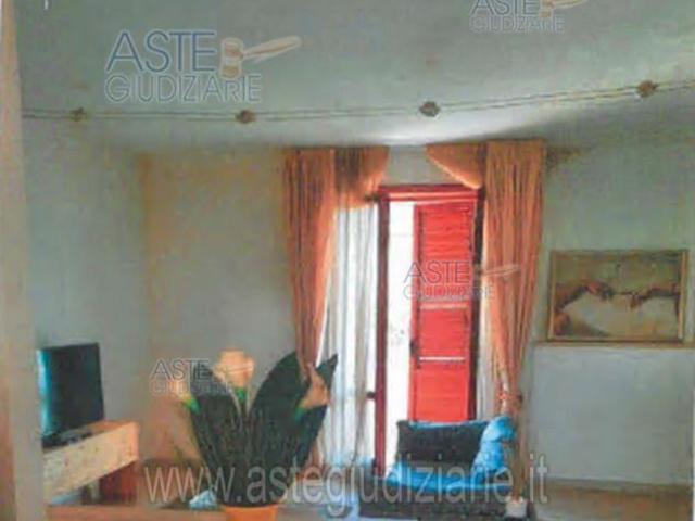 IMMOBILI IMMOBILE RESIDENZIALE Via Carpinelli, 3