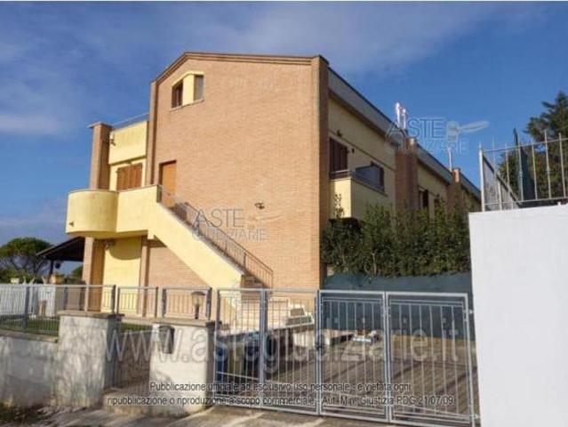 IMMOBILI IMMOBILE RESIDENZIALE Via Colle Sant Anna 1
