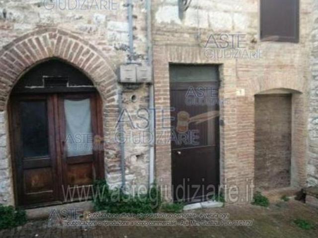 IMMOBILI IMMOBILE RESIDENZIALE Via del Castello, 3, 60044 Albacina borgo Tufico AN, Italia